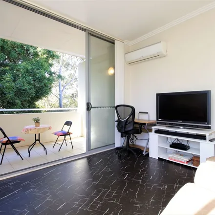 Rent this 2 bed apartment on Wentworth Avenue in Westmead NSW 2145, Australia