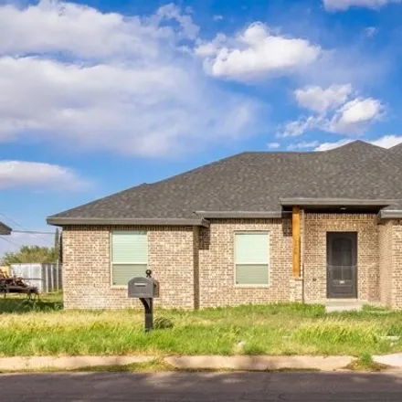 Buy this 3 bed house on 1662 North Terrell Street in Midland, TX 79701