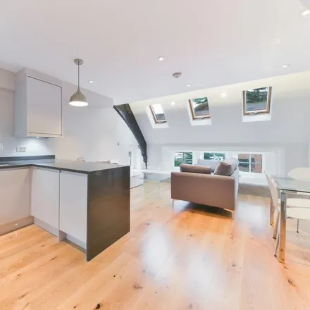 Rent this 2 bed apartment on Kingston Register Office in Coombe Road, London