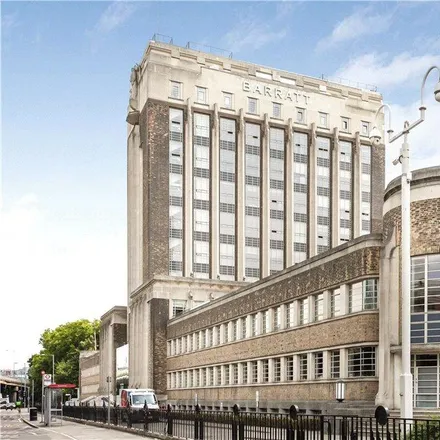 Rent this 3 bed apartment on Wallis House in 1100 Great West Road, London