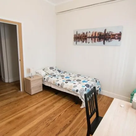 Rent this 4 bed apartment on Avenida Lehendakari Aguirre / Agirre lehendakariaren etorbidea in 4, 48014 Bilbao