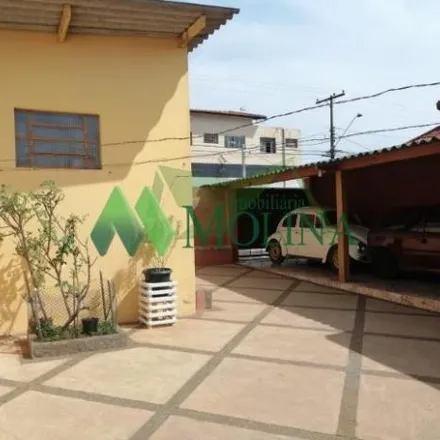 Buy this 3 bed house on Rua Coronel Manoel Luis dos Santos in Centro, Botucatu - SP