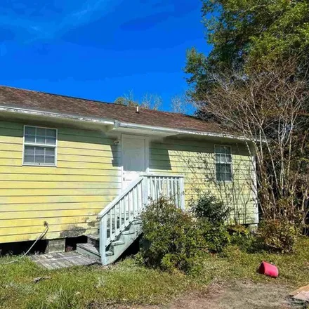 Buy this 2 bed house on 6212 Mockingbird Ln in Pensacola, Florida