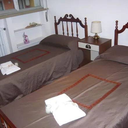 Rent this 3 bed apartment on Peschiera del Garda in Viale Stazione, 37019 Peschiera del Garda VR