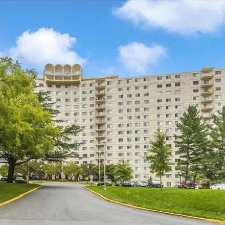 Rent this 1 bed apartment on University Towers Condominiums in 1121 University Boulevard West, Kemp Mill Estates