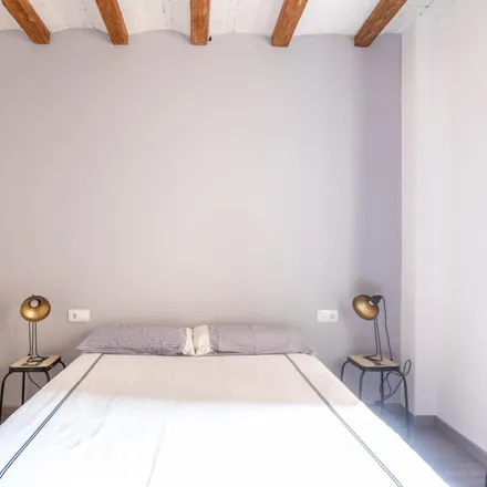 Rent this 2 bed apartment on Carrer Nou de Dulce in 12, 08001 Barcelona