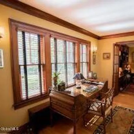 Image 2 - 1163 Avon Road, City of Schenectady, NY 12308, USA - House for sale