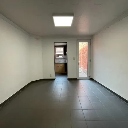 Image 7 - Bruggestraat 158, 8930 Menin, Belgium - Apartment for rent