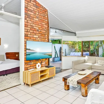 Rent this 2 bed townhouse on Sapphire Beach NSW 2450
