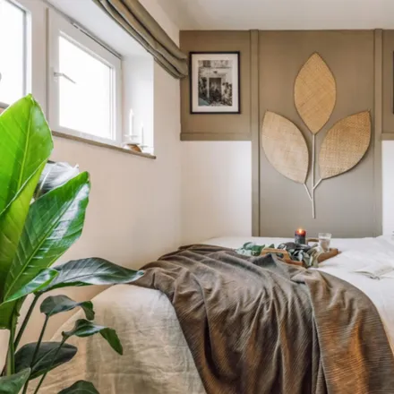 Rent this 1 bed apartment on easyApotheke in Kurfürstendamm 110, 10711 Berlin