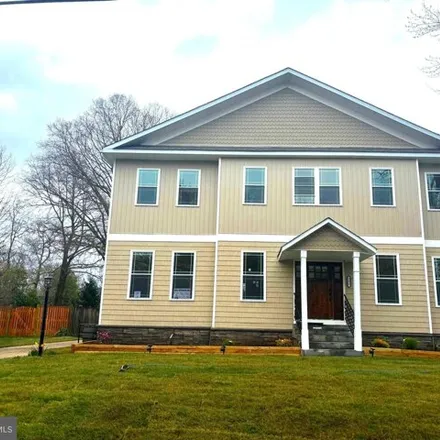 Buy this 5 bed house on 121 Lee Drive in Annapolis Neck, Anne Arundel County