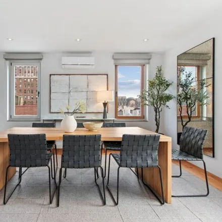 Image 3 - 215 West 105th Street, New York, NY 10025, USA - Apartment for sale