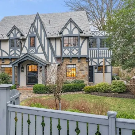 Image 1 - 102 Oxford Street, Chevy Chase Village, Montgomery County, MD 20815, USA - House for sale