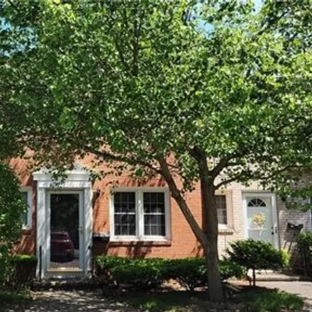 Rent this 2 bed townhouse on Penn Common in Milford, CT 06460