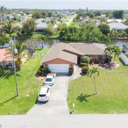 Image 3 - 2296 Southeast 5th Street, Cape Coral, FL 33990, USA - House for sale
