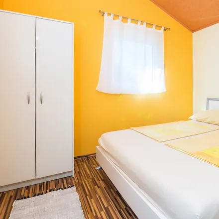 Rent this 2 bed apartment on 23234 Općina Vir
