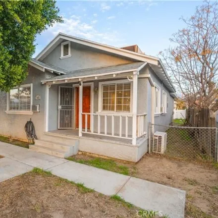Rent this 3 bed house on 1024 1/2 North 6th Street in Redlands, CA 92374