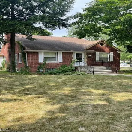 Image 2 - 604 Sherbourne St, Inkster, Michigan, 48141 - House for sale