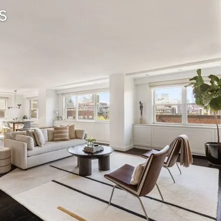 Image 2 - 104 West 13th Street, New York, NY 10011, USA - Apartment for sale
