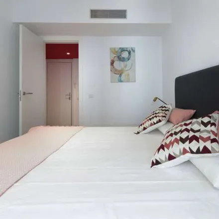 Image 7 - Travessera de Gràcia, 98B, 08012 Barcelona, Spain - Apartment for rent