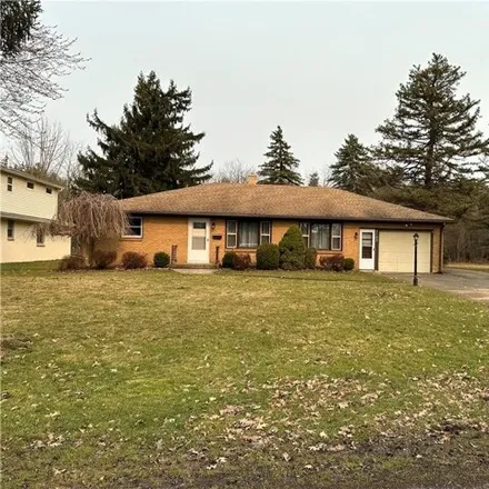 Rent this 3 bed house on 4703 Hedgewood Drive in Buffalo, NY 14221