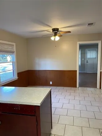 Image 4 - 1468 Avenue M, Rosenberg, TX 77471, USA - House for sale