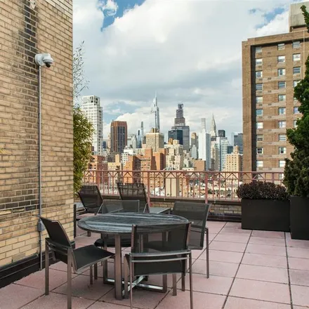 Image 6 - 235 EAST 22ND STREET 10C in Gramercy Park - Apartment for sale