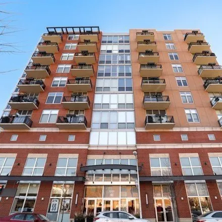Rent this 1 bed condo on 1201 West Adams Street in Chicago, IL 60612