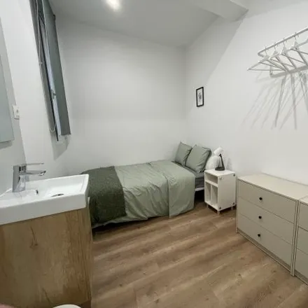 Rent this 2 bed room on Carrer de la Cera in 57, 08001 Barcelona