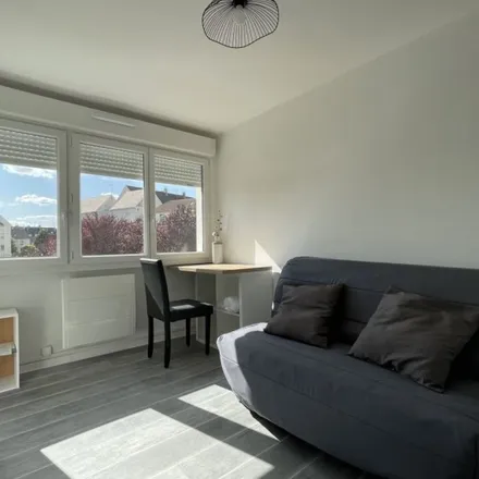 Rent this 1 bed apartment on 26 z Rue de la République in 10000 Troyes, France