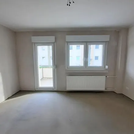 Rent this 4 bed apartment on Heimkamp 7 in 47178 Duisburg, Germany