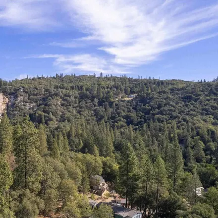 Image 2 - 21955 Fallview Drive, Crystal Falls, Sonora, CA 95370, USA - House for sale