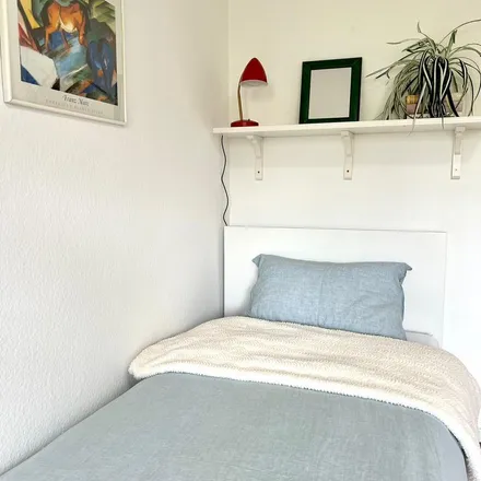 Rent this 3 bed apartment on Berthold-Schwarz-Straße 25 in 67063 Ludwigshafen am Rhein, Germany