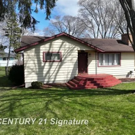 Image 4 - 4631 South Gregory Street, Buena Vista Charter Township, MI 48601, USA - House for sale