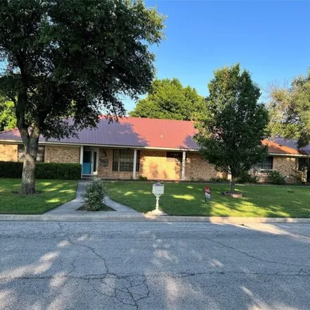 Buy this 3 bed house on 672 North Sycamore Street in Muenster, Cooke County