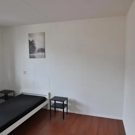 Rent this 4 bed apartment on Rozenstraat 12 in 4537 SE Terneuzen, Netherlands