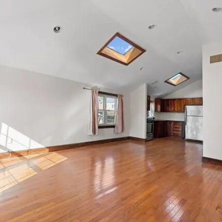 Image 4 - 1147 E 89th St, Brooklyn, New York, 11236 - House for sale