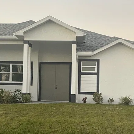 Image 3 - 1868 South Gator Circle, Cape Coral, FL 33909, USA - House for sale