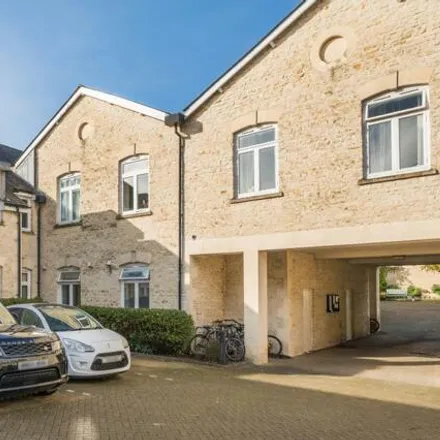 Buy this 2 bed apartment on Ashcombe Crescent in Witney, OX28 6GT