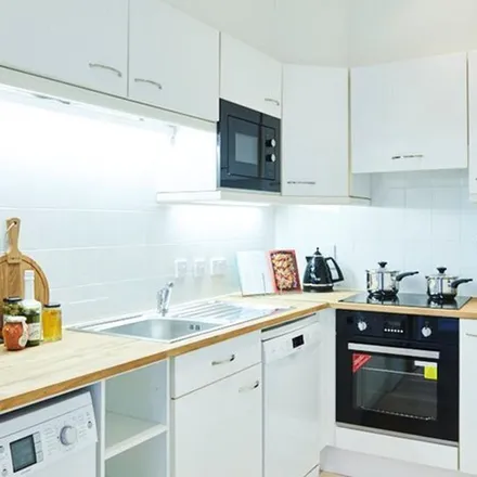 Rent this 2 bed apartment on 49 Weymouth Street in East Marylebone, London