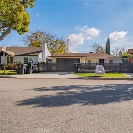 Rent this 2 bed house on 634 North Priscilla Lane in Burbank, CA 91505
