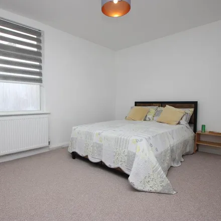 Image 1 - 30 Hill Street, Kettering, NN16 8EE, United Kingdom - Room for rent