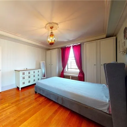 Buy this 1 bed condo on 1527 West 1st Street in New York, NY 11204