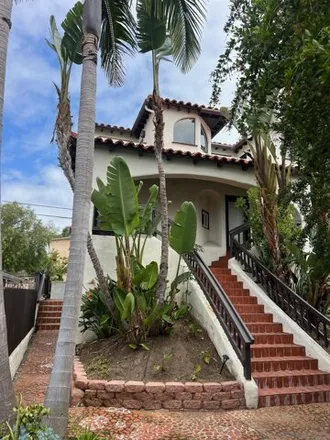 Rent this 3 bed townhouse on 914 Agate Street in San Diego, CA 92109