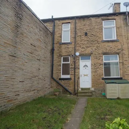 Buy this 2 bed townhouse on Manor Street in Bradford, BD2 3BX