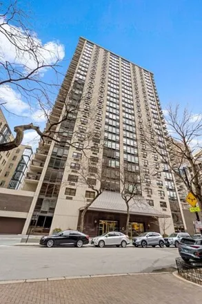 Buy this 2 bed condo on Ritchie Court Condominiums in 1313 North Ritchie Court, Chicago