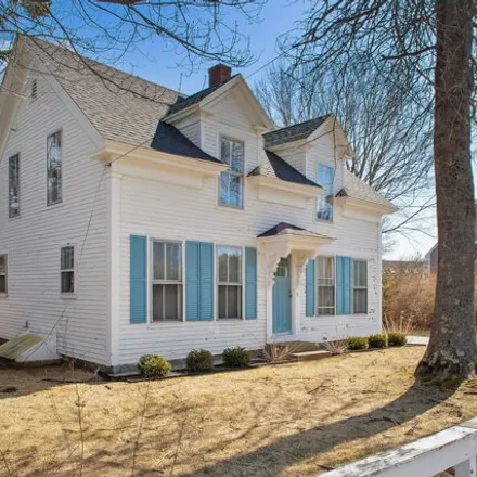 Buy this 4 bed house on 5 Mills Road in Kennebunkport, ME 04046