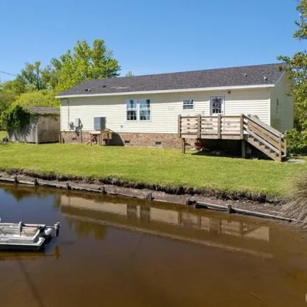 Buy this 3 bed house on 183 Poplar Cove Road in Currituck County, NC 27965