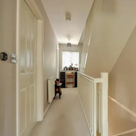 Image 7 - 2 Orchard Close, Old Wivelsfield, RH15 0GF, United Kingdom - Townhouse for sale
