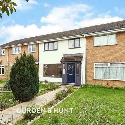 Buy this 3 bed townhouse on Aldergrove walk in London, RM12 6NR